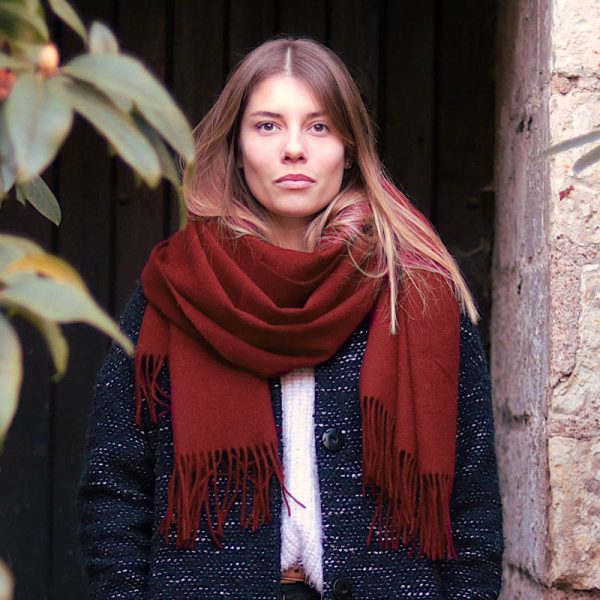 Écharpe Chipie 100% Laine Vierge Noire – Fabriquée En Italie – Occasion